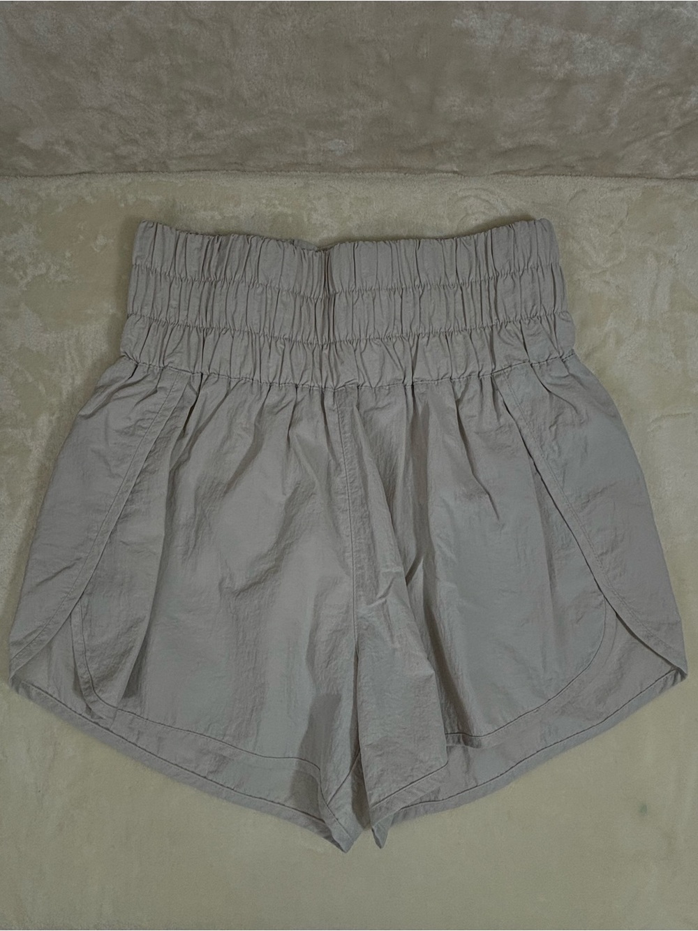 Zenana Women’s Smoked High Waisted 100% Nylon Running Shorts Size M